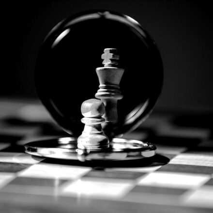 Chess Vision and Decision-Making — Lessons from Jonathan Rowson